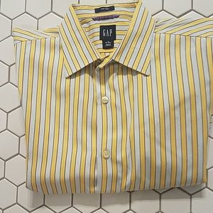 Men's Gap dress shirt